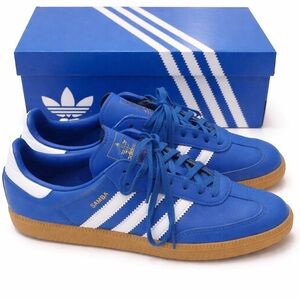 adidas Samba Low-Top Sneakers in Blue with White Stripes